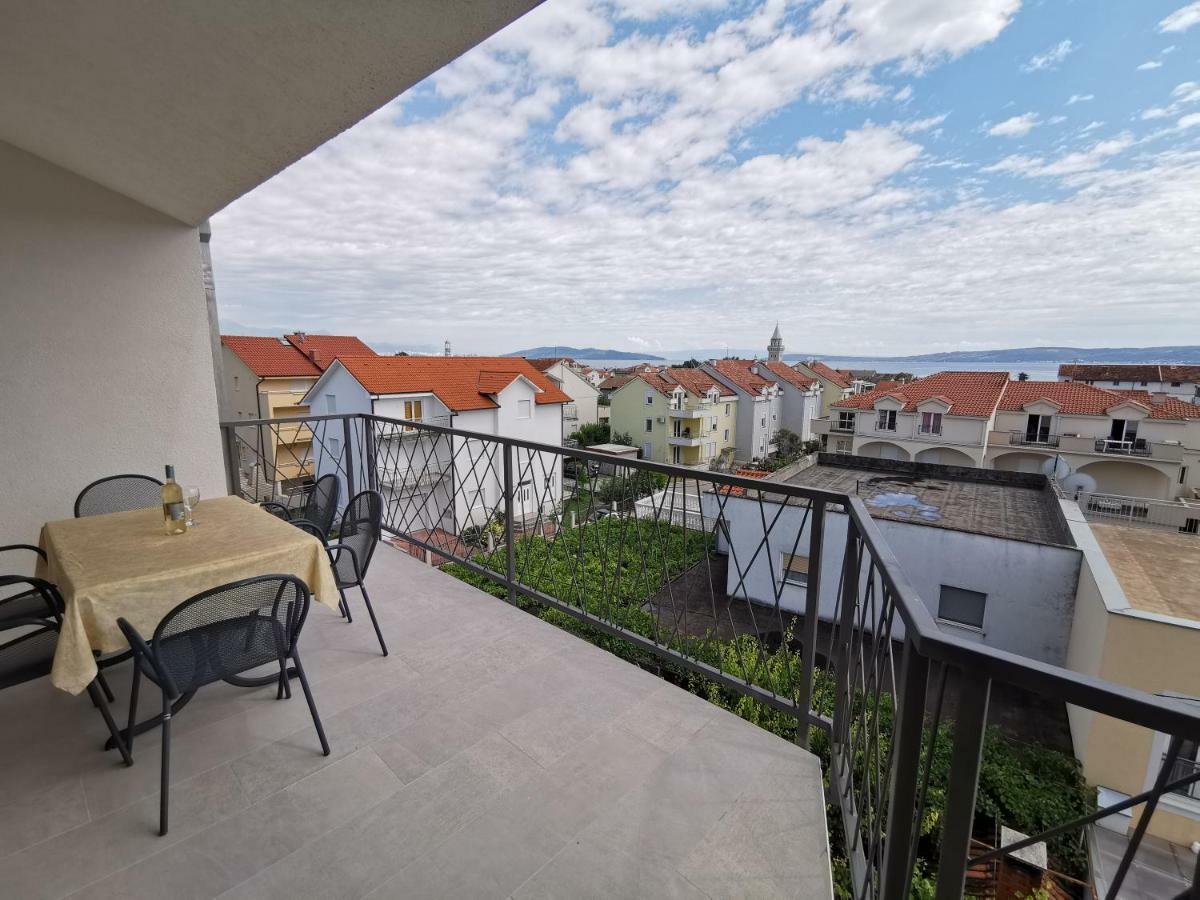 Apartment Sustic *